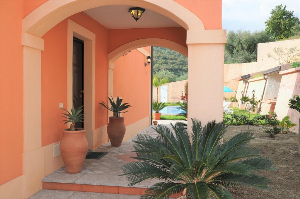 Villa Gramati Savoca Buitenkant foto